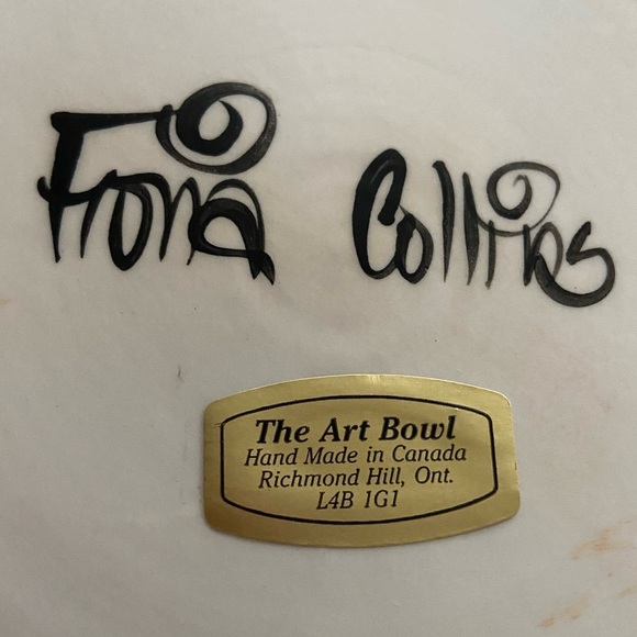 Art Bowl Handmade in Canada 13.5 inches wide great for chips - Picture 2 of 3